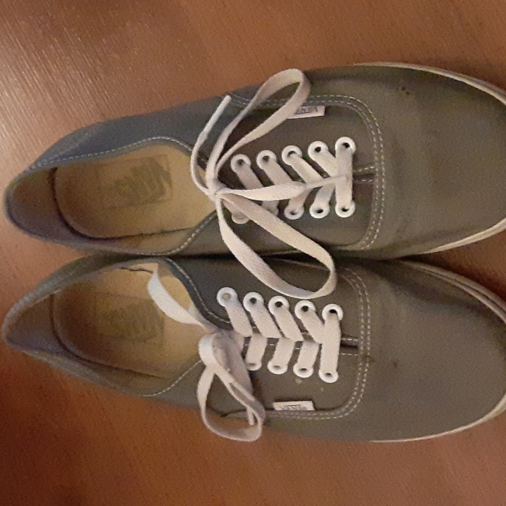 Van's gray lace-up sneakers padded insoles rubber soles men's 8.5 Women …